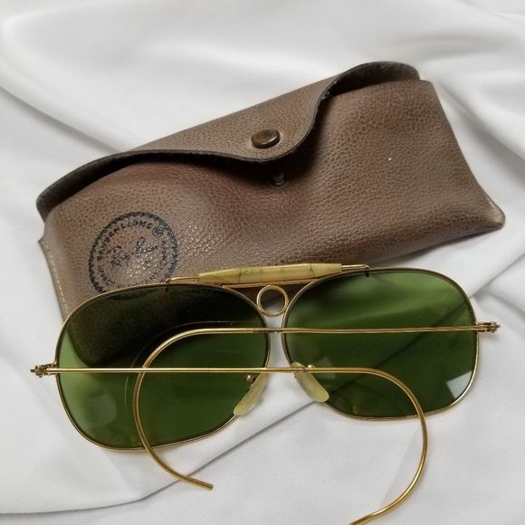 Vintage Ray-Ban bullet hole sunglasses - Picture 8 of 8